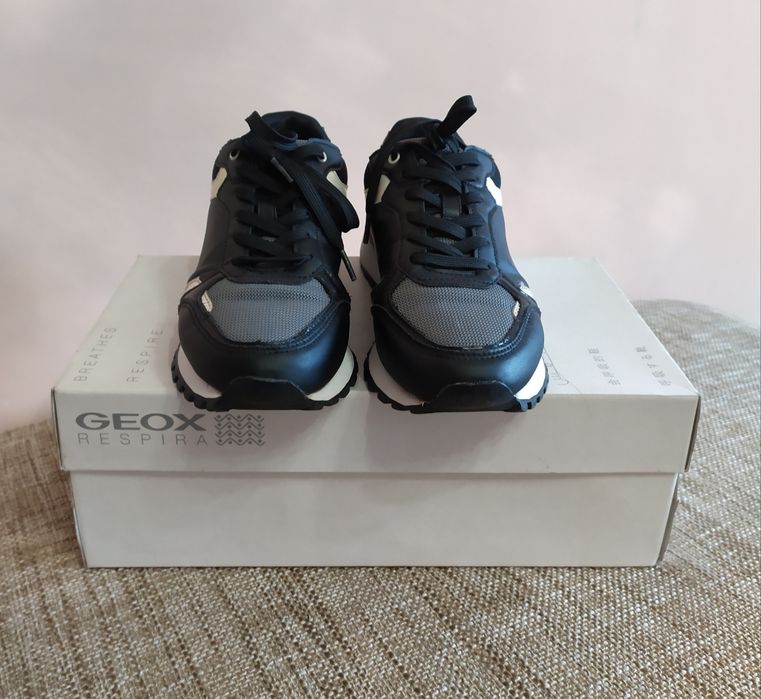 2пары кросс Thomas Graf 36'5/37 размер