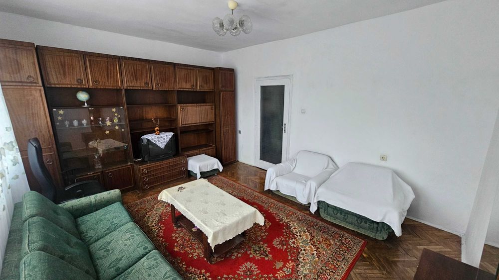 Продава се Двустаен апартамент в Разград, Освобождение - 65 кв.м за 1569 €/кв.м - Снимка #1