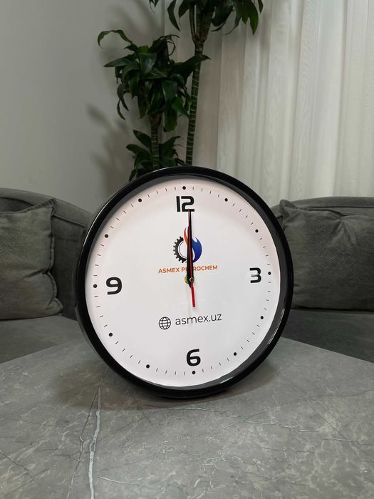 Визитка, пакет, флайер, буклет,  блокнот, ручка, календар, паучок