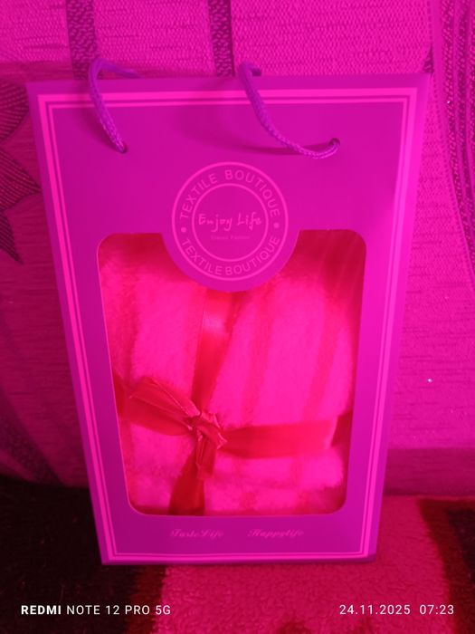 П р о д а м полотенца