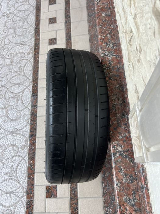 Donali michelin balon sotiladi 225/45/18
