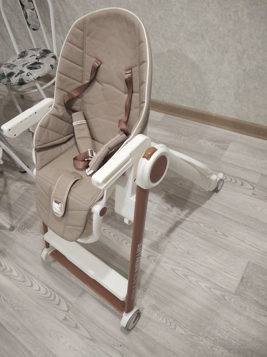 Продам стул для кормления