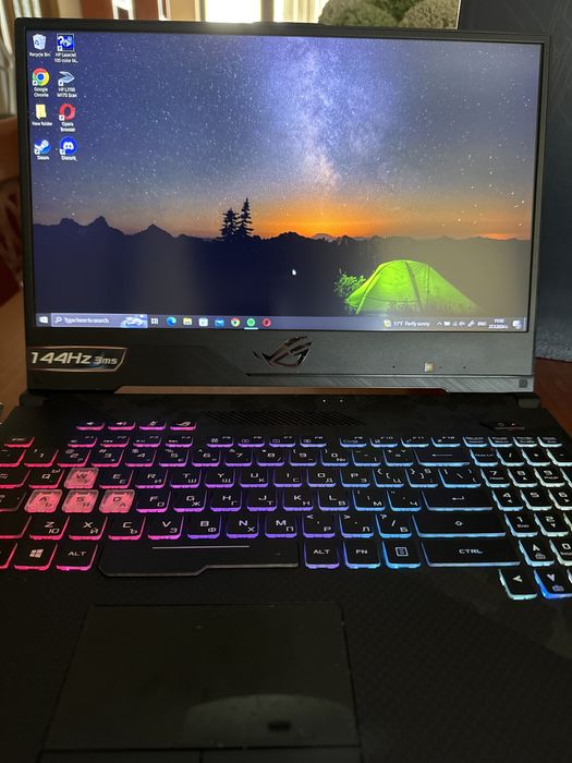 Геймърски лаптото Asus rog strix scar ll