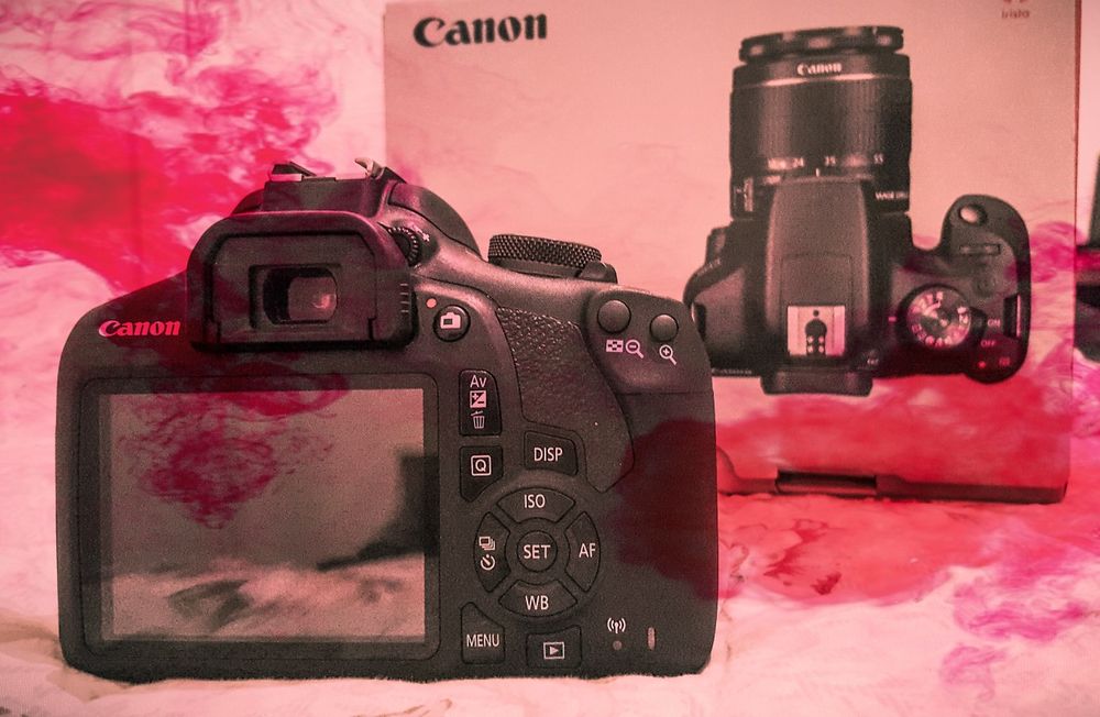 Vand Canon EOS 2000D