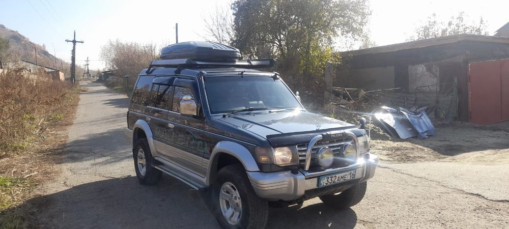 Mitsubisi pajero