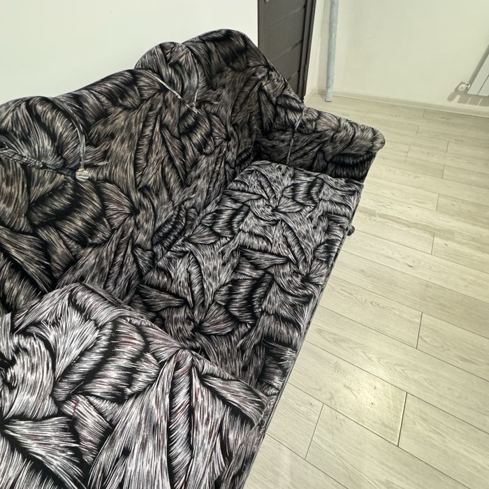 Продам диван в отличном состоянии