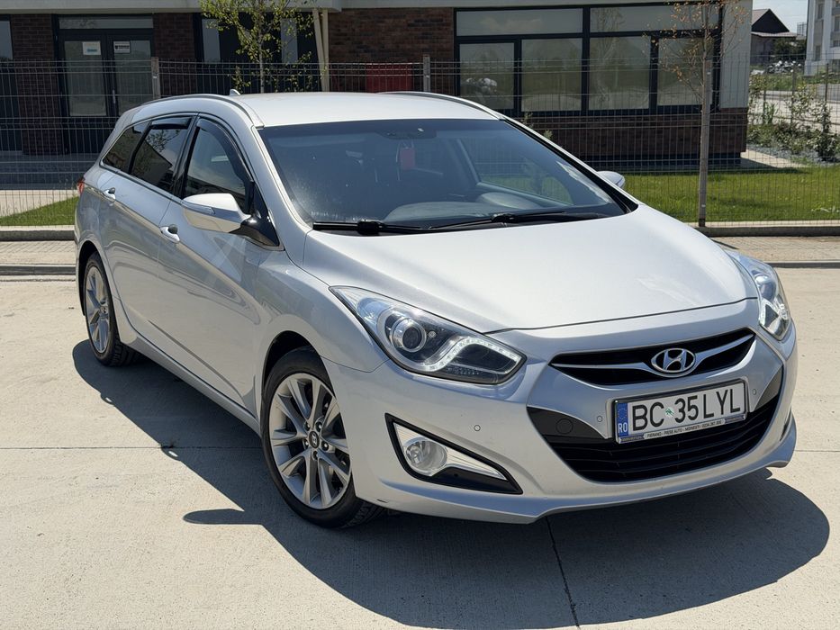 Hyundai i40 1.7 crdi/ 4% consum/cauciucuri noi vara/iarna