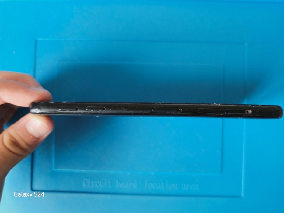 Samsung Galaxy J6 32 ГБ