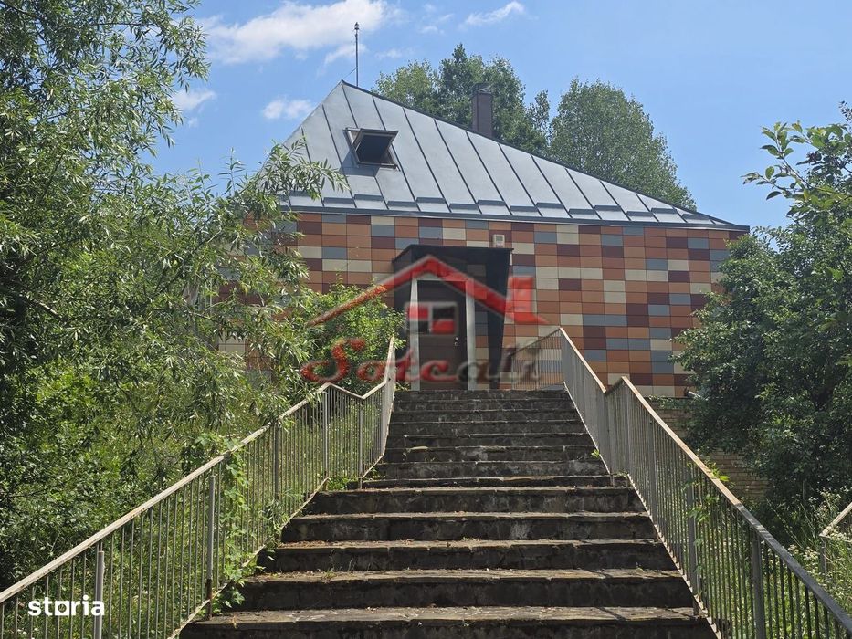 Vila de vanzare in Cornu ( Cornu de Sus) - teren 3300 mp