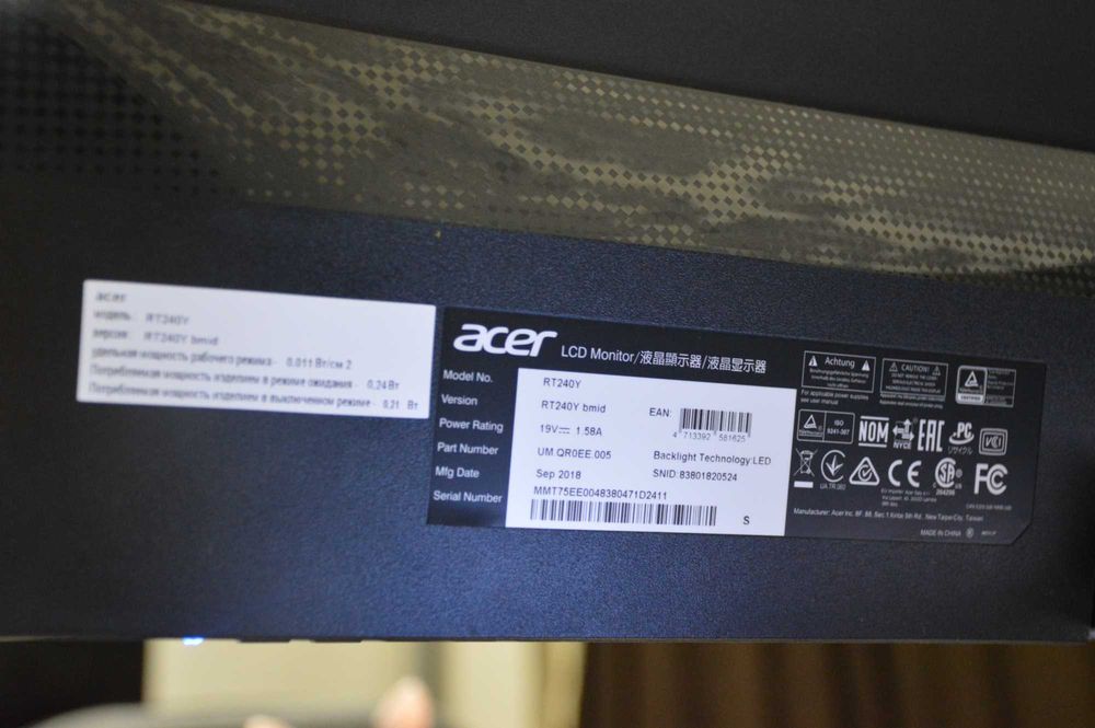 Монитор ACER RT240Y