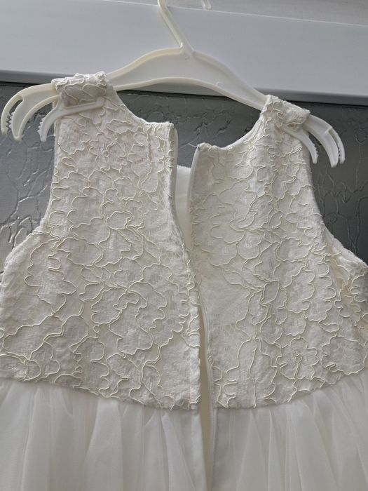 Rochie fetita alba ocazie cu broderie