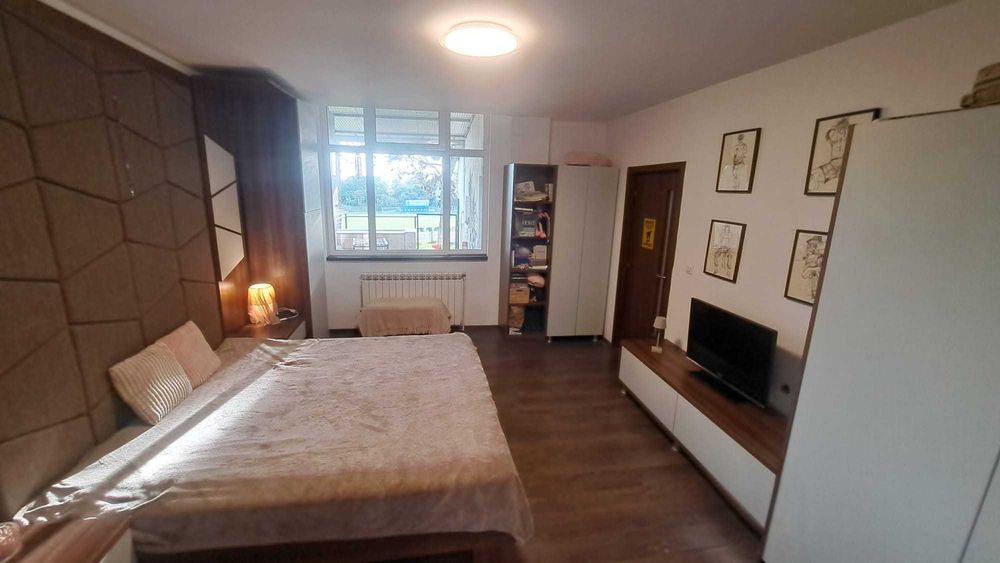 Vanzare Apartament Unicat,Proprietar,3 camere ,2 bai,Intrare privata,Senzatie de casa