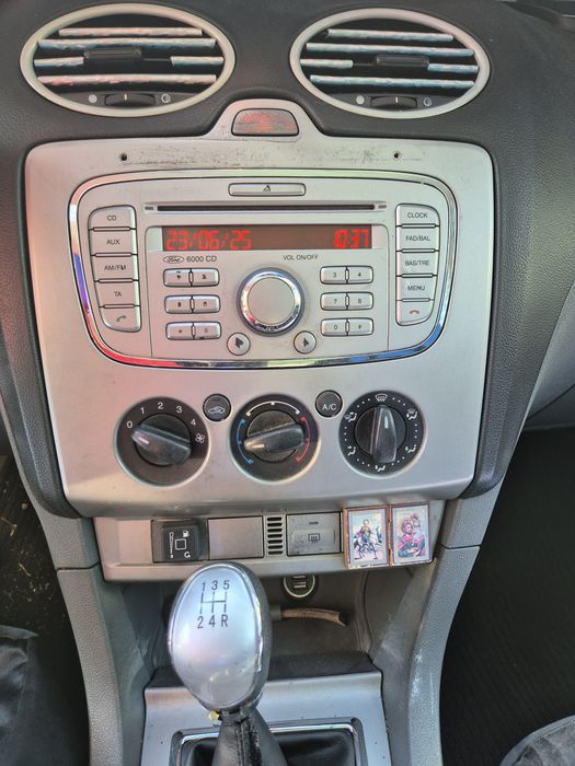 Продавам или бартер Форд Фокус комби