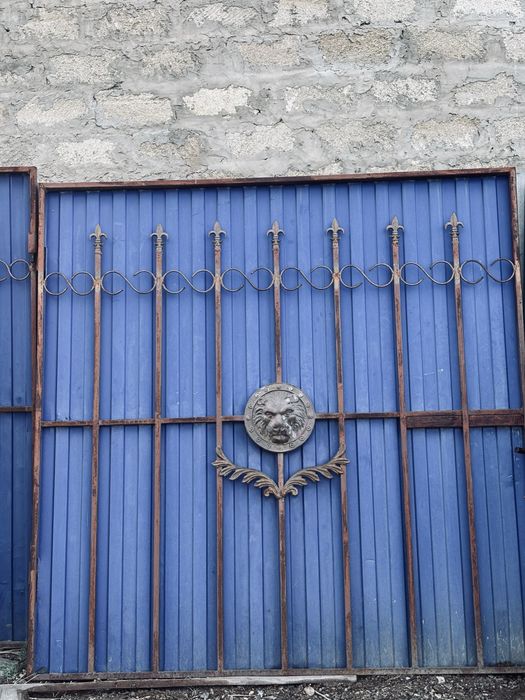 Металлическиие ворота с калиткой