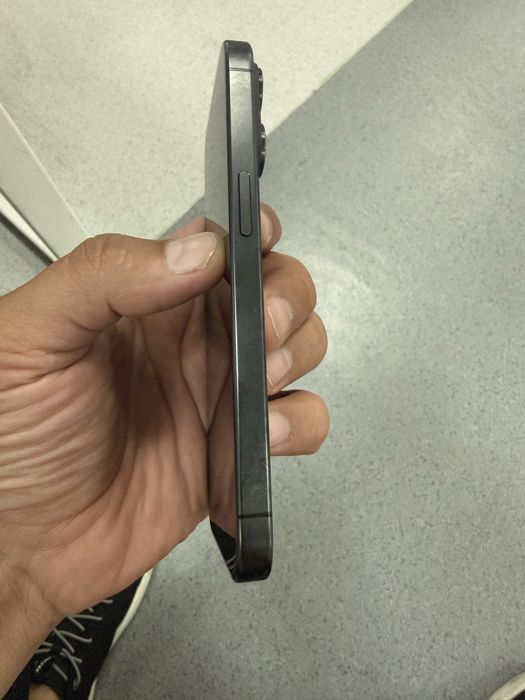iPhone 15 pro 256 KH/A