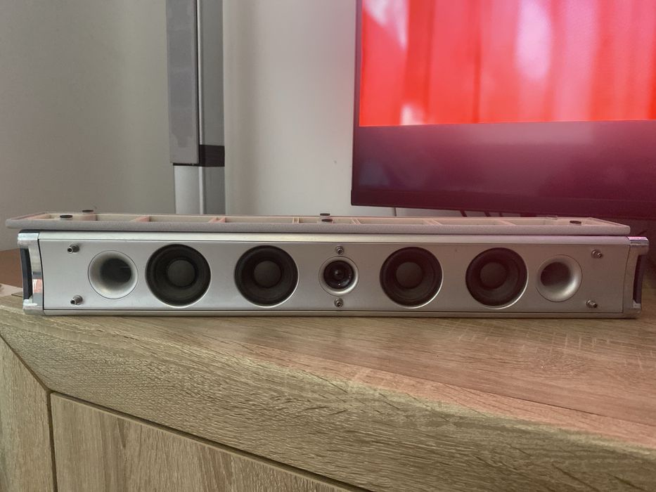 Satelit central Sony