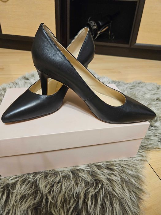 Официални дамски обувки