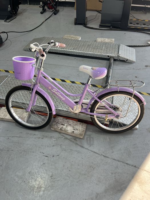 Vand bicicletă, aproape noua