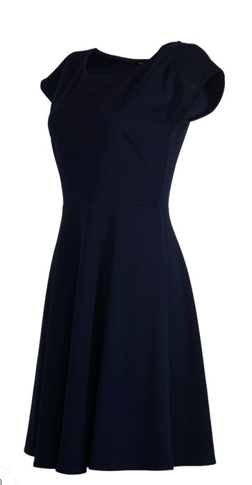 Черна рокля с вталена талия Aleta Parizi