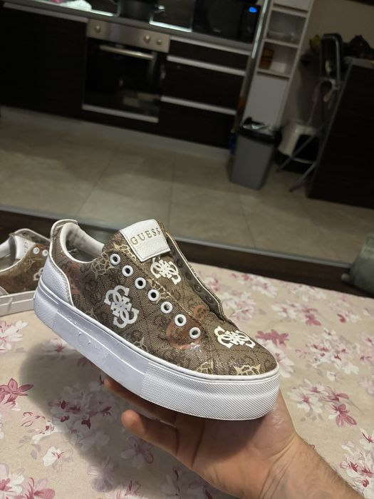 Guess женски обувки 35ном