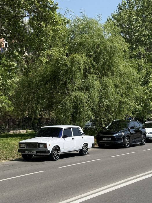 Vaz 2107.   Zavot moshina 190.000km yurgan