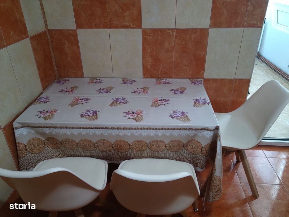 Apartament 3 camere ultracentral-Hotel Ramada,mobilat,utilat,CT,AC.