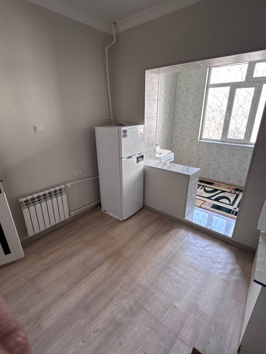 Ижарага уй берилади алгаритим 30кв  2 хона  400& лубойга