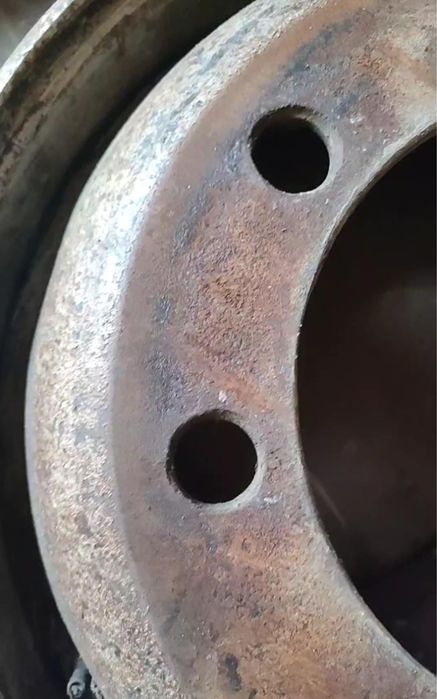 Диски на прицеп.