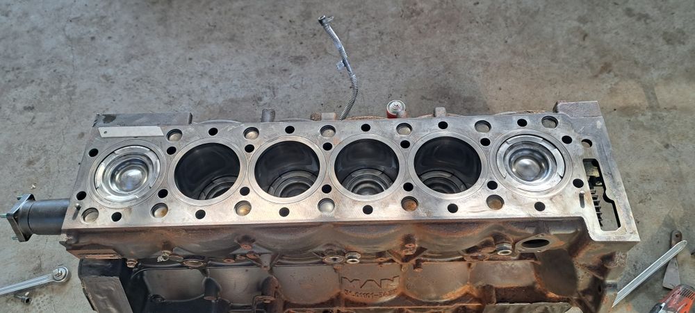 Motor man tgx euro 6