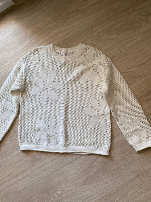 Свитер белый женский