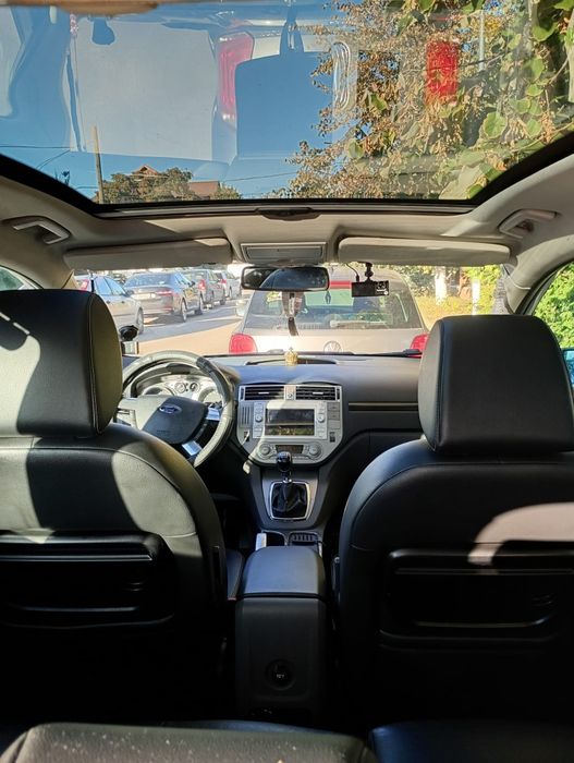 Autoturism Ford kuga panoramic 2009
