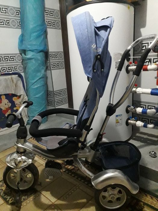 Продаётся коляска-велосипед