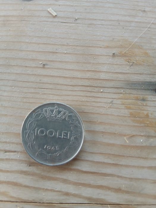 Vând moneda foarte veche din 1943