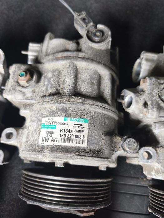 Compresor climă AC 1.9 tdi / 2.0 tdi Volkswagen Passat B6 / Golf 5 / Octavia 2 / Seat Leon / Audi A3 / Touran/ Eos
