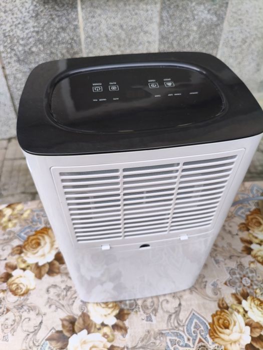 Чисто нов компресорен влагоабсурбатор CONOPU 12L