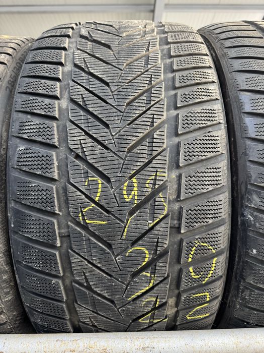 Anvelope 295/30/22 Vredestein