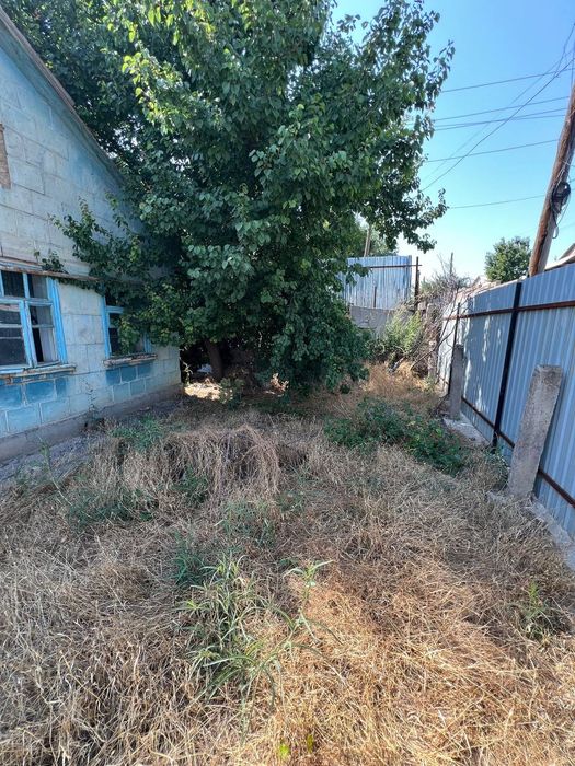 Срочно продается участок в Чирчике 7 соток 3 ком дом старый