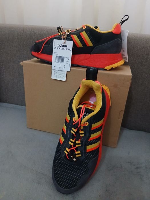 Adidasi noi adidas