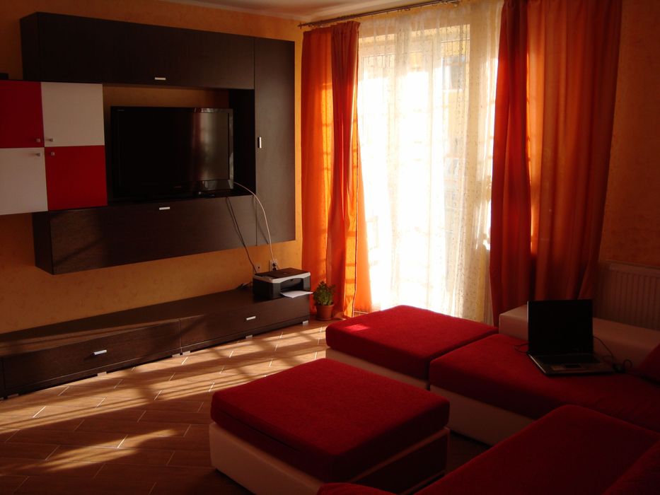 Chirie apartament decomandat str Frunzei