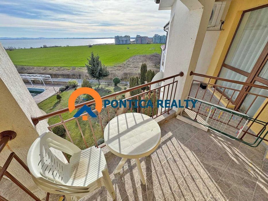 Изгоден двустаен в Равда