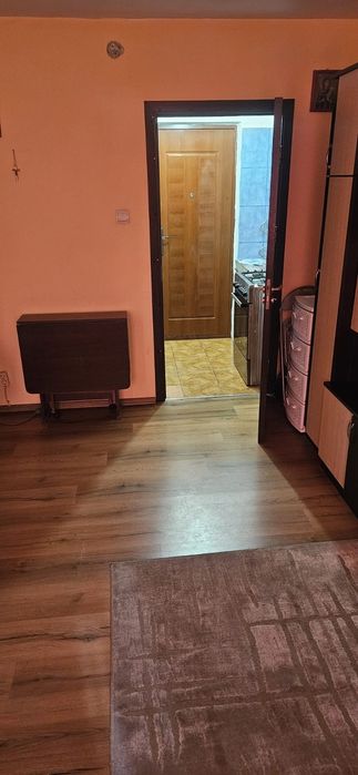 Închiriere garsonieră