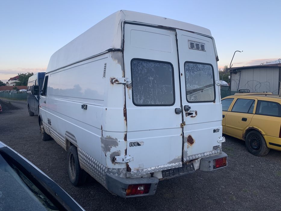 НА ЧАСТИ! Iveco 38-5 2.5 D 72кс. ТОВАРЕН