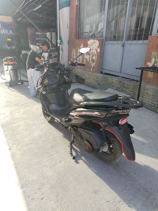 Skutr Tiger benzin