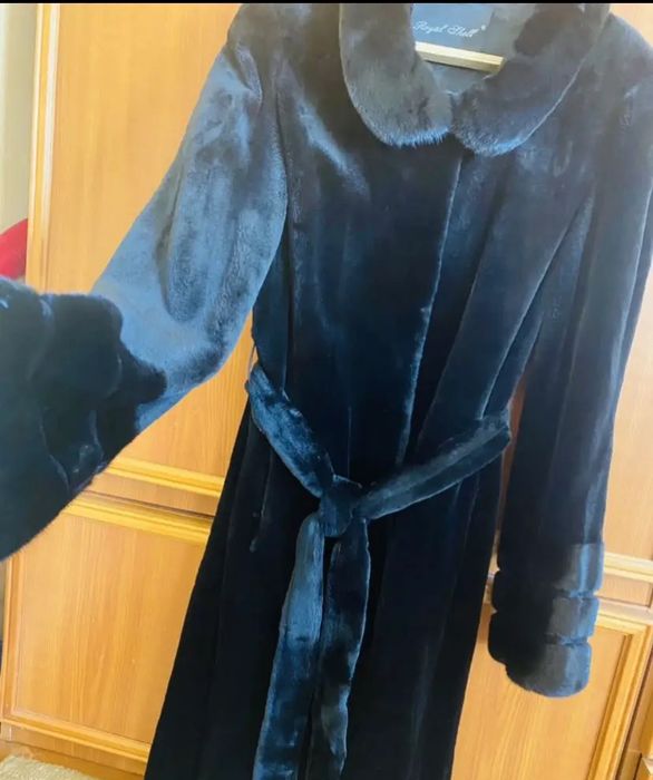 Продам норковую шубу