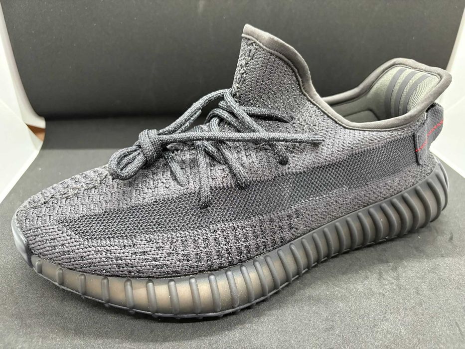 Yezzy Boost 350 V2 Black - Static sneakers
