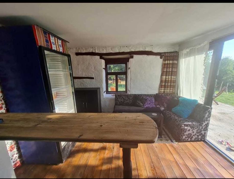 Дава се под наем Хотел в с. Владимир, Област Перник - 180 кв.м за 10200 € - Снимка #14