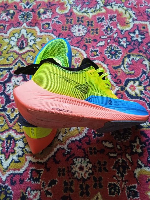 Беговые кроссовки Nike