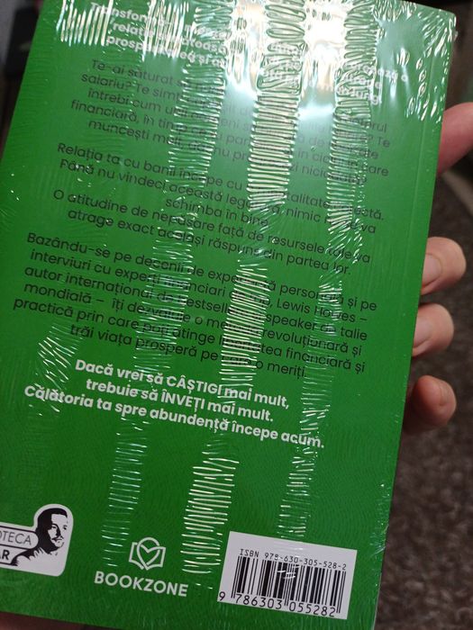 Carte ,,Obiceiuri care te fac bogat"