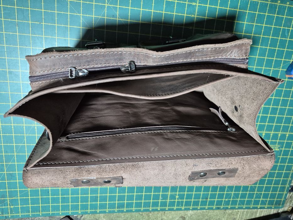 Сумка партфель стильная.