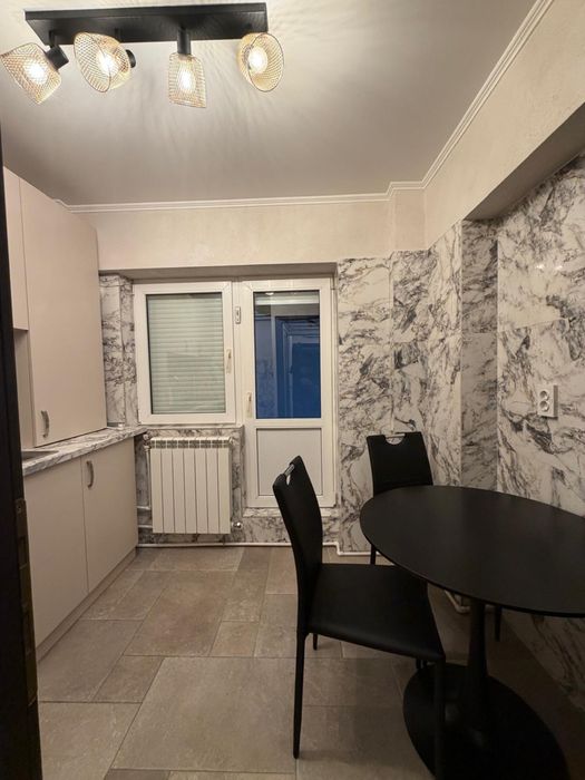 Apartament 3 camere decomandat, etaj 1, Anastasie Panu 52 – complet mobilat și utilat | 750 euro